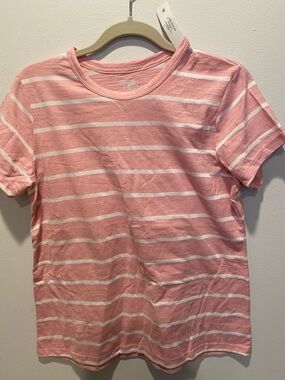 Women Pink and White Striped Short Sleeve Tee NWT size 8-10 medium